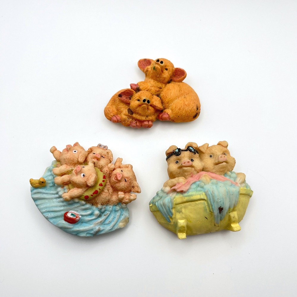 Lot of 3 Cute Pig Magnets Mother Pigs Babies Bath Tub‎ Farm Animal Decor